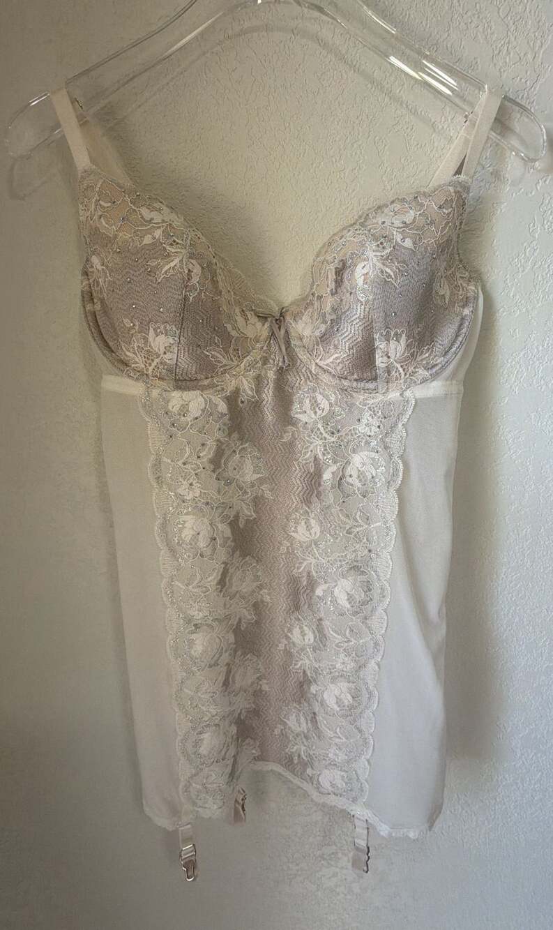 Victoria's Secret Seduction Lace Garter Slip Size 36D Taupe Ivory Crystals